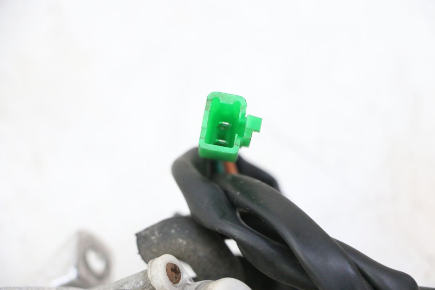 photo de CLIGNOTANT AVANT GAUCHE PEUGEOT TWEET 4T 50 (2018 - 2022) - Zoom état d’usage