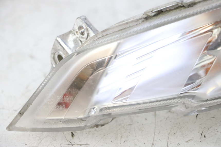 photo de CLIGNOTANT AVANT GAUCHE PEUGEOT TWEET 4T 50 (2018 - 2022) - État de surface