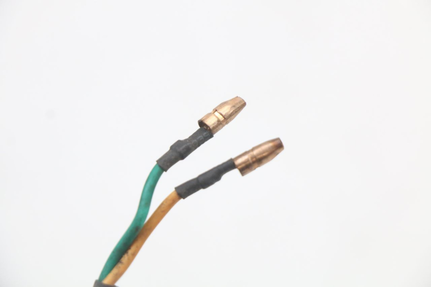 photo de CLIGNOTANT AVANT GAUCHE BEELINE VELOCE 4T 50 (2011 - 2020) - Points de fixation