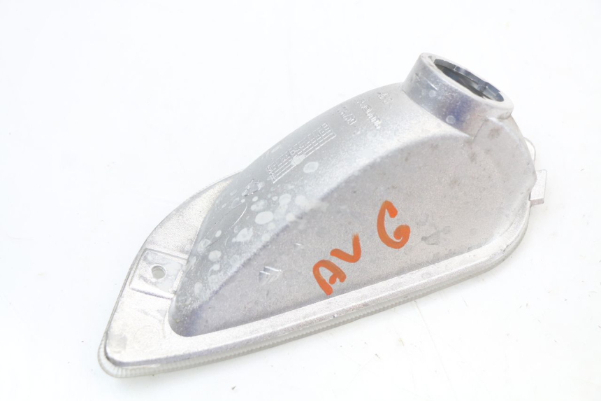 photo de Front left turn signal PIAGGIO VESPA LX 125 (2005 - 2010) - Gros plan technique