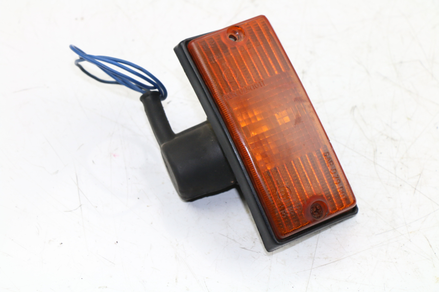 photo de CLIGNOTANT AVANT GAUCHE PIAGGIO VESPA PX 125 (1997 - 2007) - Vue principale