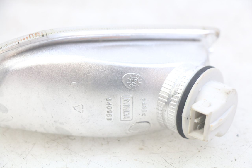 photo de CLIGNOTANT AVANT GAUCHE PIAGGIO VESPA S 2T 50 (2007 - 2014) - Détail de la pièce