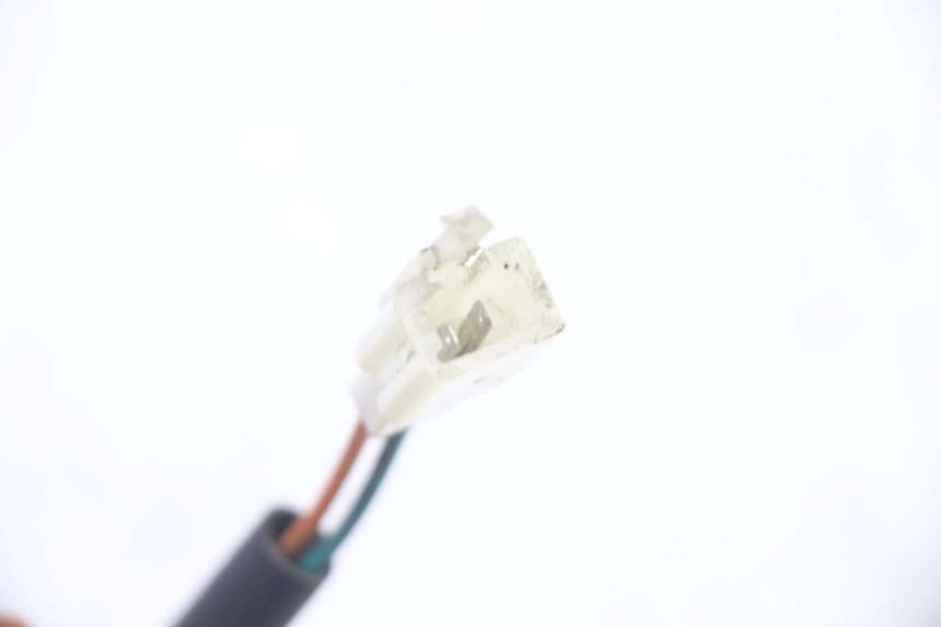 photo de CLIGNOTANT AVANT GAUCHE PEUGEOT VIVACITY NEW 4T 50 (2008 - 2017) - Points de fixation