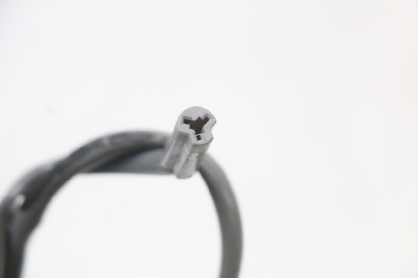 photo de CLIGNOTANT AVANT GAUCHE SUZUKI VL INTRUDER 125 (2004 - 2007) - Vue d’ensemble