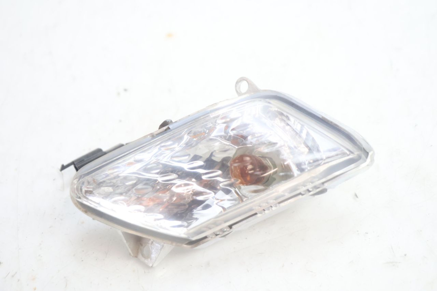 photo de CLIGNOTANT AVANT GAUCHE YAMAHA XMAX X-MAX 125 (2006 - 2009) - Vue principale