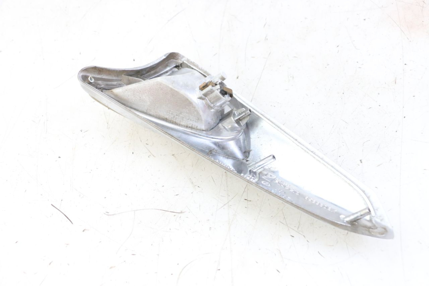 photo de CLIGNOTANT AVANT GAUCHE PIAGGIO XEVO - X EVO 125 (2007 - 2017) - Zoom état d’usage