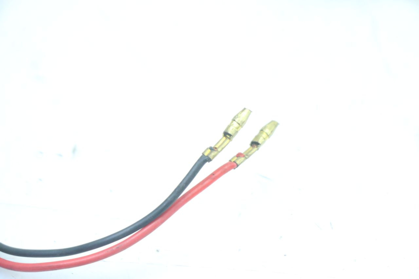 photo de CLIGNOTANT AVANT GAUCHE YAMAHA FZS FAZER 600 (2001 - 2003) - État de surface