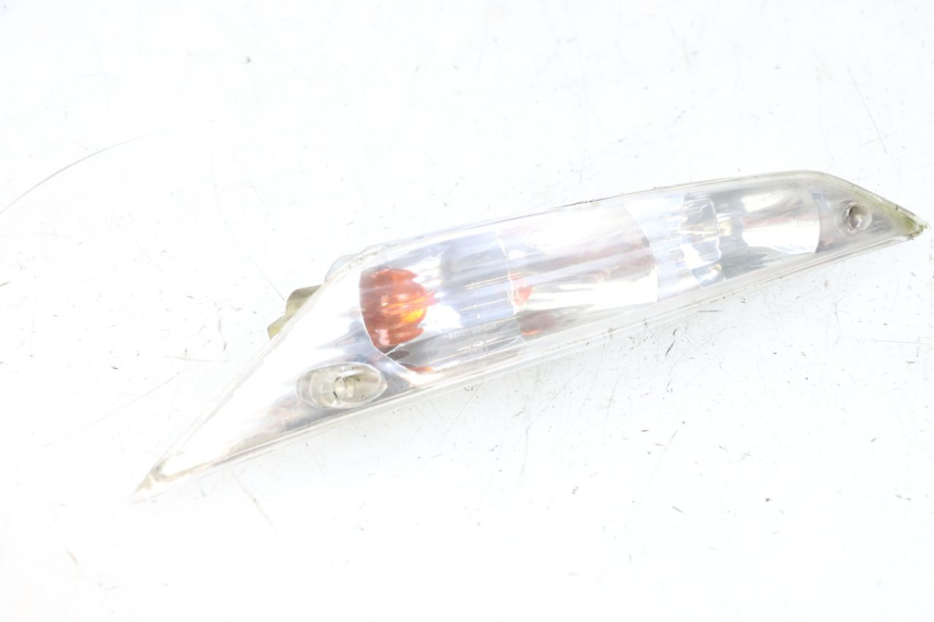 photo de CLIGNOTANT AVANT GAUCHE PIAGGIO ZIP 2T 50 (2009 - 2019) - Vue rapprochée