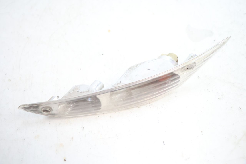 photo de CLIGNOTANT AVANT GAUCHE PIAGGIO ZIP 4T 50 (2018 - 2020) - Autre angle de vue