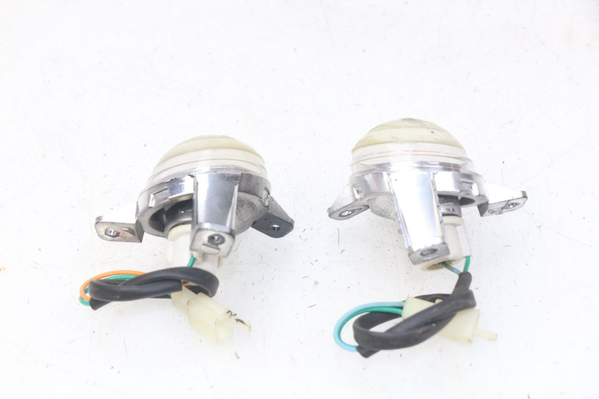 photo de CLIGNOTANT AVANT EUROCKA GREEN 1 - Gros plan technique