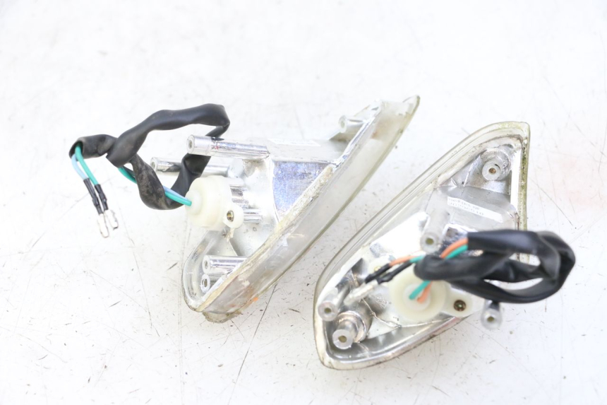 photo de CLIGNOTANT AVANT KYMCO AGILITY 4T 50 (2018 - 2022) - Zoom état d’usage