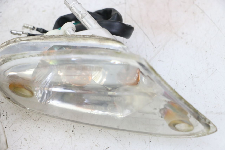 photo de CLIGNOTANT AVANT KYMCO AGILITY 4T 50 (2018 - 2022) - Autre angle de vue