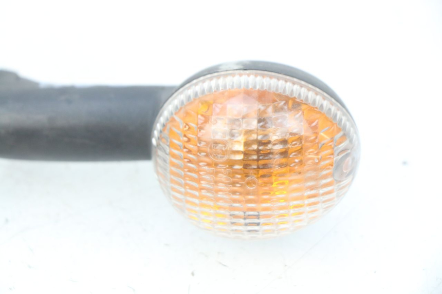 photo de CLIGNOTANT AVANT PEUGEOT LUDIX 50 (2008 - 2017) - Points de fixation