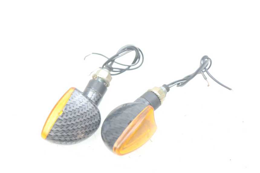 photo de CLIGNOTANT AVANT PEUGEOT LUDIX 50 (2008 - 2017) - Zoom état d’usage