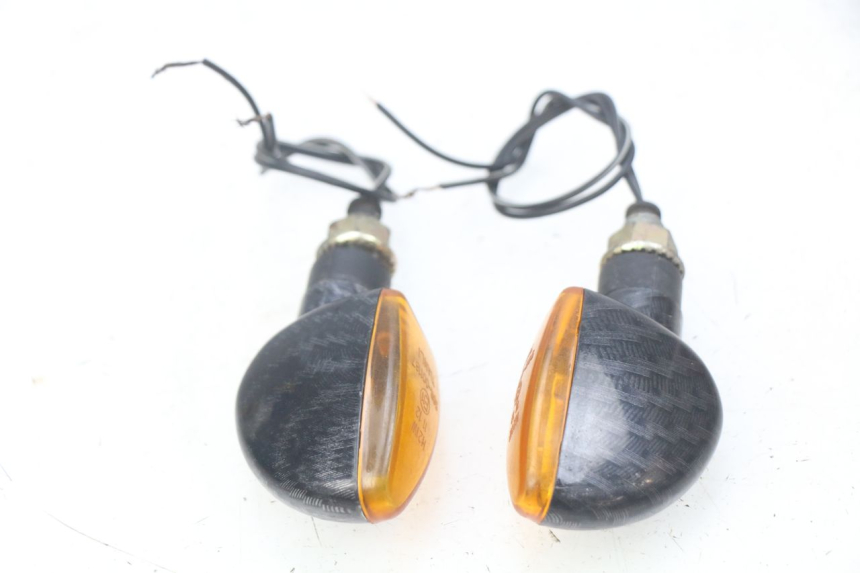 photo de CLIGNOTANT AVANT PEUGEOT LUDIX 50 (2008 - 2017) - Autre angle de vue