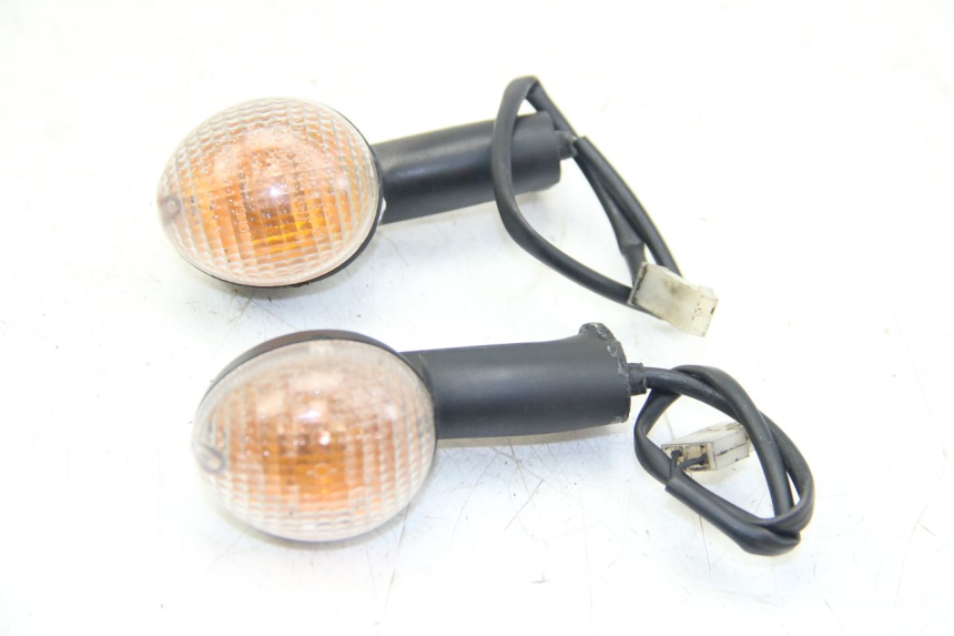 photo de CLIGNOTANT AVANT PEUGEOT LUDIX 50 (2008 - 2017) - Vue principale