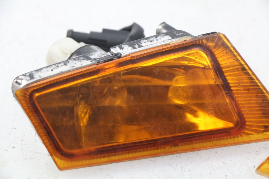 photo de CLIGNOTANT AVANT KEEWAY PIXEL 50 (2008 - 2011) - Zoom état d’usage