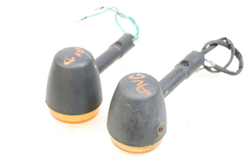 photo de CLIGNOTANT AVANT DOLPHIN PYGMY 1 (2020 - 2024) - Autre angle de vue