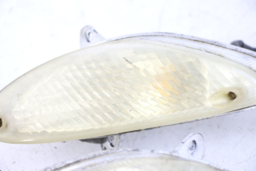 photo de CLIGNOTANT AVANT TNT MOTOR ROMA 10' 4T 50 (2007 - 2018) - Zoom état d’usage