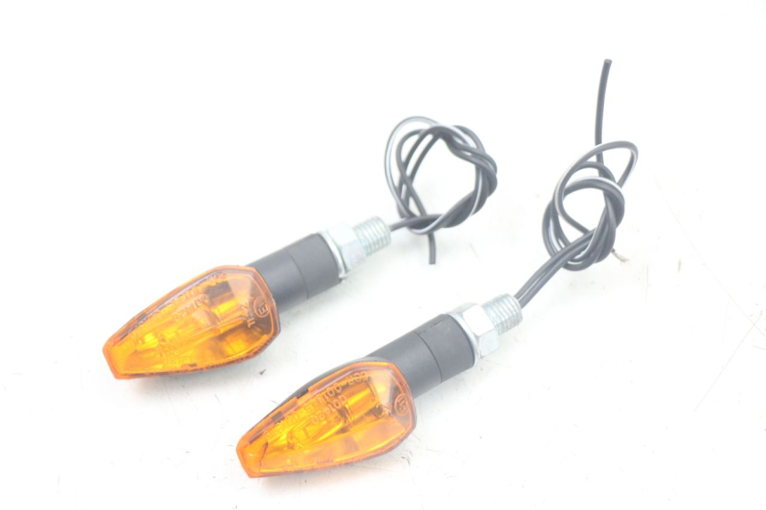 photo de CLIGNOTANT AVANT DERBI SENDA SM X-TREME 50 (2006 - 2010) - Zoom état d’usage