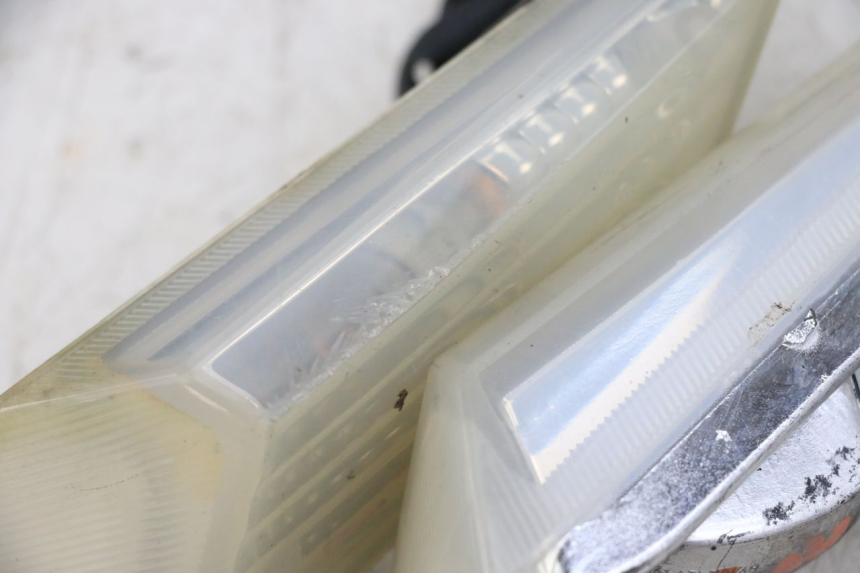 photo de Front turn signal VASTRO STREET X 4T 50 (2016 - 2021) - Détail de la pièce