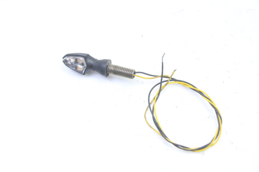 photo de CLIGNOTANT AVANT SUZUKI SV S 650 (2003 - 2009) - Zoom état d’usage