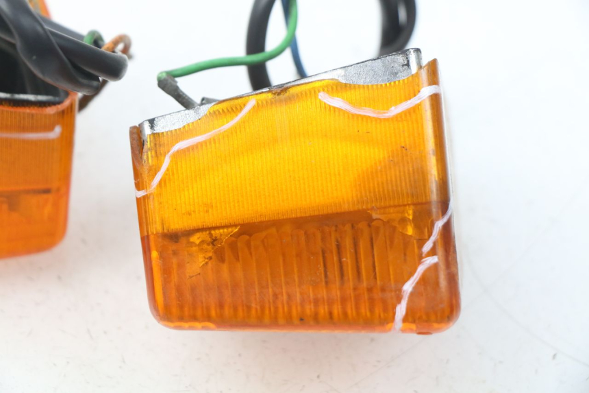 photo de CLIGNOTANT AVANT PEUGEOT SX 80 (1986 - 1995) - Vue d’ensemble