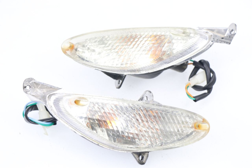 photo de CLIGNOTANT AVANT TNT MOTOR ROMA 10' 4T 50 (2007 - 2018) - Autre angle de vue