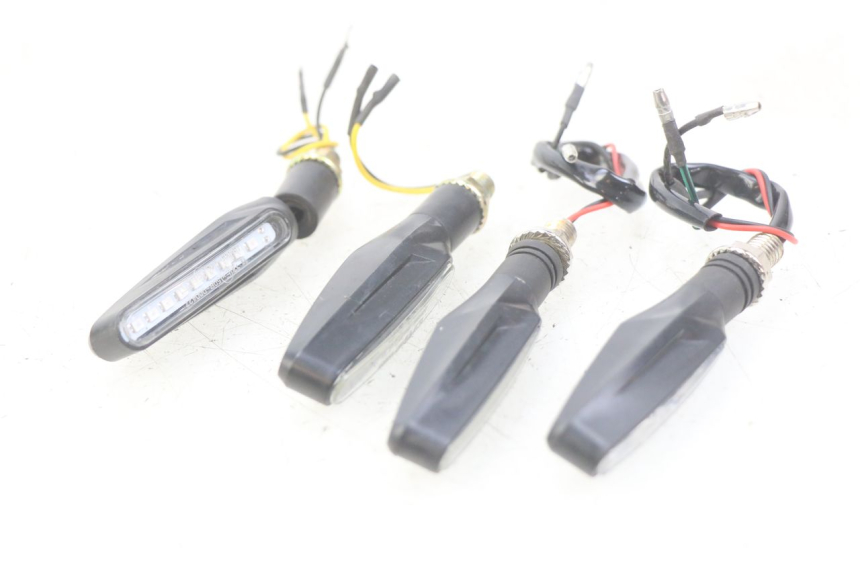 photo de CLIGNOTANT AVANT KEEWAY TX 50 (2008 - 2015) - Zoom état d’usage