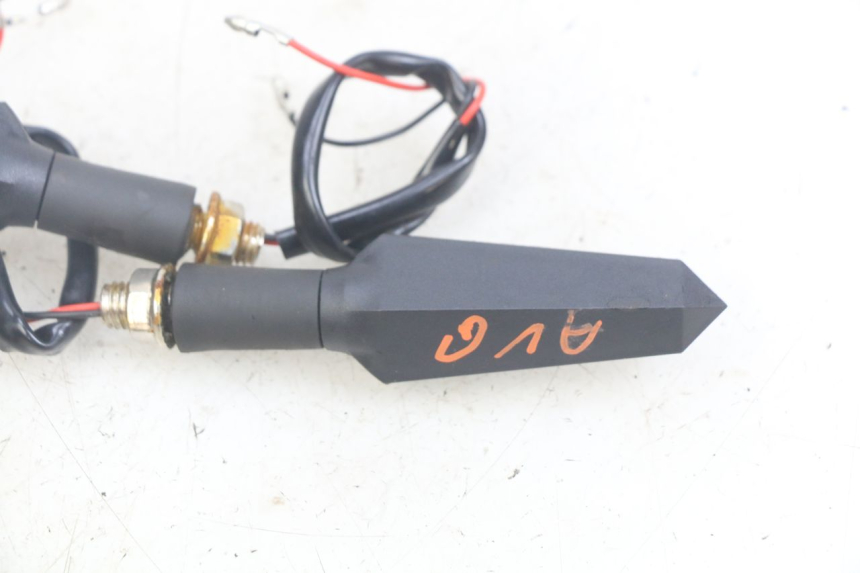 photo de CLIGNOTANT AVANT MOTRAC URBAN 4T 50 (2016 - 2024) - Autre angle de vue