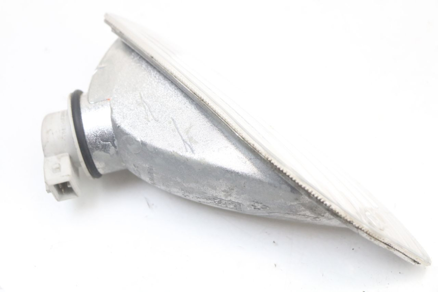 photo de CLIGNOTANT AVANT PIAGGIO VESPA LX 2T 50 (2005 - 2013) - Zoom état d’usage