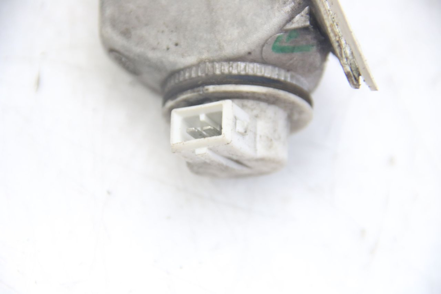 photo de CLIGNOTANT AVANT PIAGGIO VESPA S 2T 50 (2007 - 2014) - Vue d’ensemble