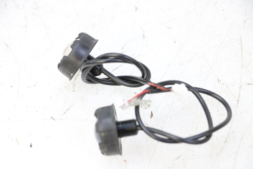 photo de CLIGNOTANT AVANT DUALTRON VICTOR LIMITED 1 - Zoom état d’usage