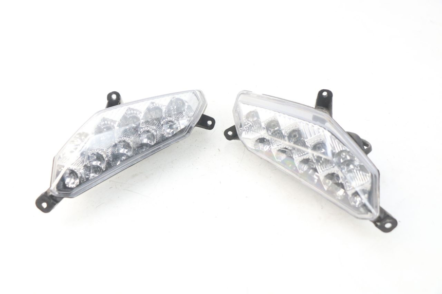 photo de CLIGNOTANT AVANT EUROCKA VIRTUALITY GT 4T 50 (2011 - 2017) - Vue principale