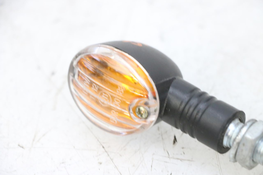 photo de CLIGNOTANT AVANT DAELIM VJ ROADWIN FI 125 (2008 - 2017) - Vue d’ensemble