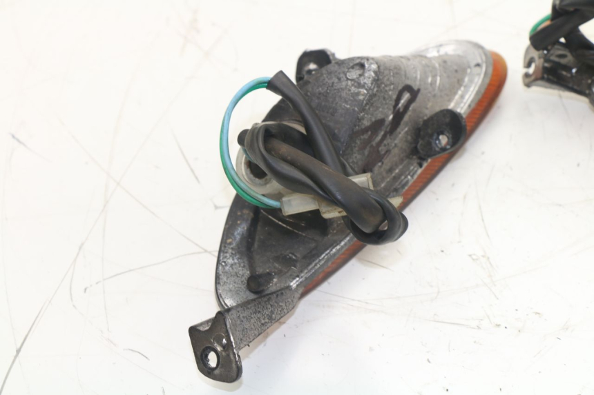 photo de CLIGNOTANT AVANT ROADSIGN WALLABY 50 (2009 - 2014) - Gros plan technique