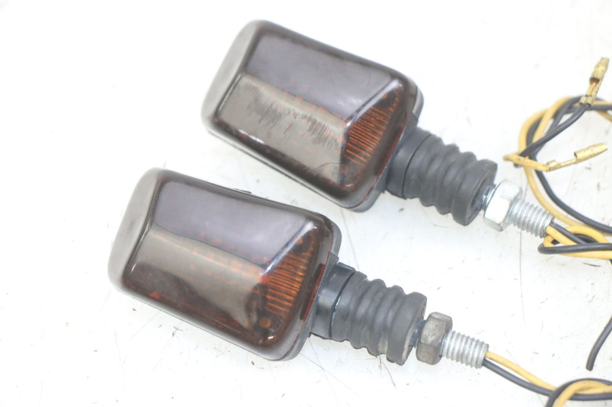 photo de CLIGNOTANT AVANT YAMAHA XJN DIVERSION 600 (2000 - 2003) - État de surface