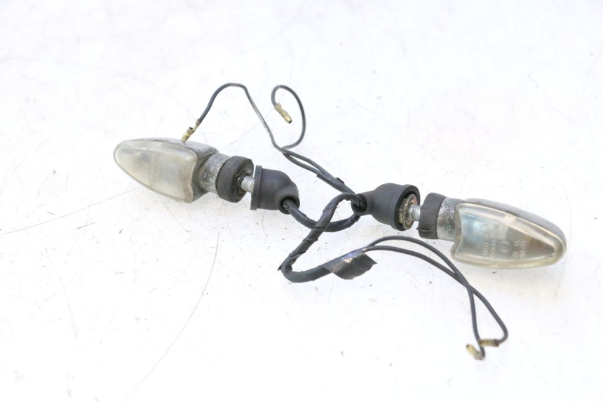 photo de CLIGNOTANT AVANT YAMAHA XJR 1300 (1998 - 2002) - Vue principale