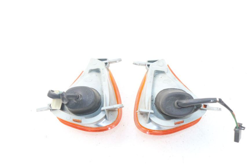 photo de CLIGNOTANT AVANT HONDA XLV VARADERO 125 (2000 - 2006) - Vue d’ensemble