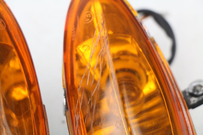 photo de CLIGNOTANT AVANT KINROAD XT T-8 125 (2006 - 2006) - Zoom état d’usage