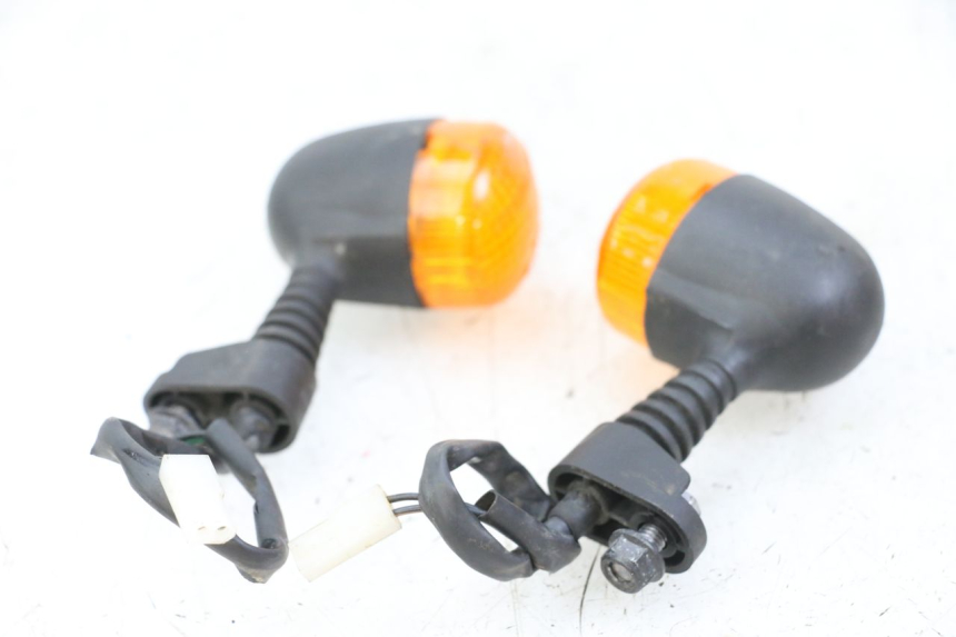 photo de CLIGNOTANT AVANT YAMAHA NEOS NEO'S 4T 50 (2008 - 2016) - Vue d’ensemble