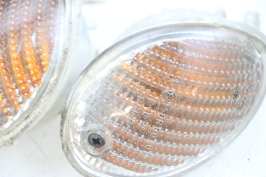 photo de CLIGNOTANT AVANT YAMAHA YN NEO'S 50 (1997 - 2004) - Zoom état d’usage