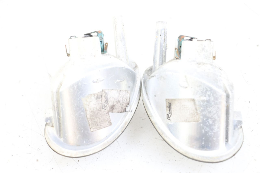 photo de CLIGNOTANT AVANT YAMAHA YN NEO'S 50 (1997 - 2004) - Autre angle de vue