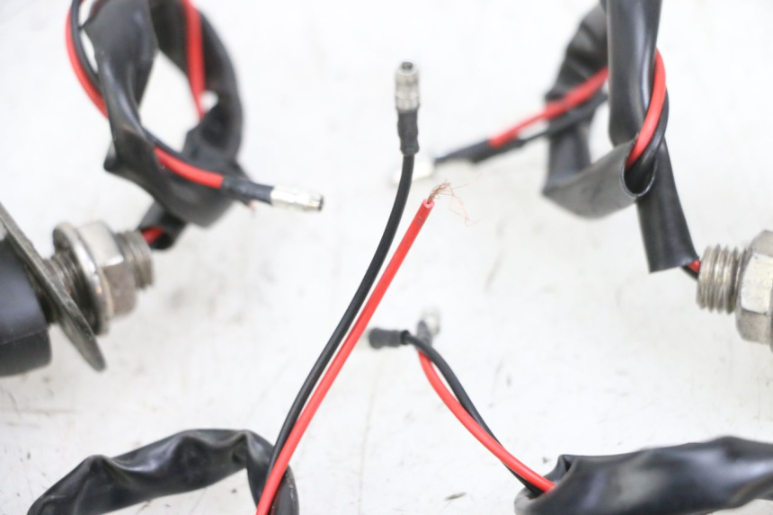 photo de CLIGNOTANT AVANT KAWASAKI ZR 7 750 (1999 - 2004) - Vue produit