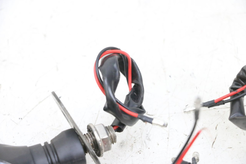 photo de CLIGNOTANT AVANT KAWASAKI ZR 7 750 (1999 - 2004) - Marquages et références