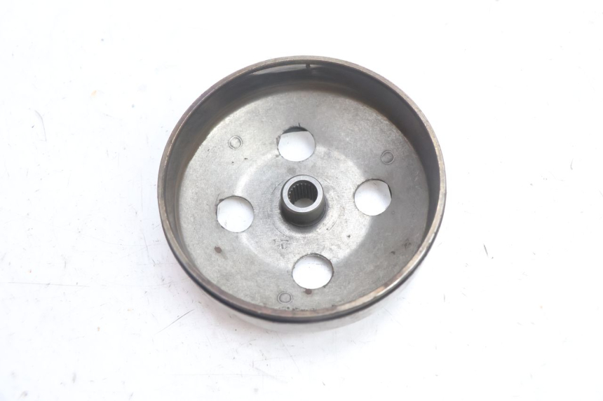 photo de CLOCHE EMBRAYAGE PEUGEOT BUXY 50 (1993 - 1998) - Gros plan technique