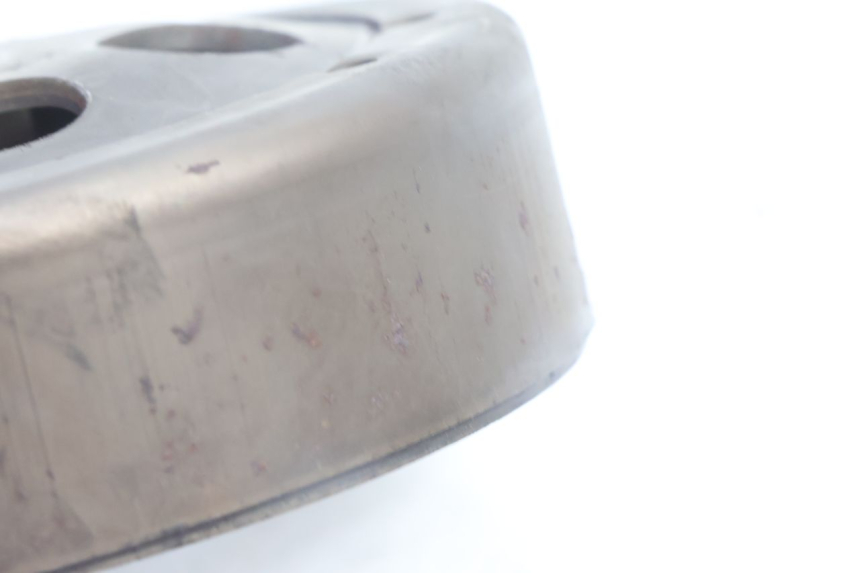 photo de CLOCHE EMBRAYAGE YAMAHA BW'S BWS 125 (2010 - 2013) - Zoom état d’usage