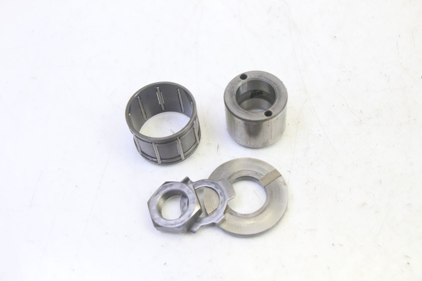 photo de CLOCHE EMBRAYAGE YAMAHA FZ6 N FAZER 600 (2004 - 2006) - Points de fixation