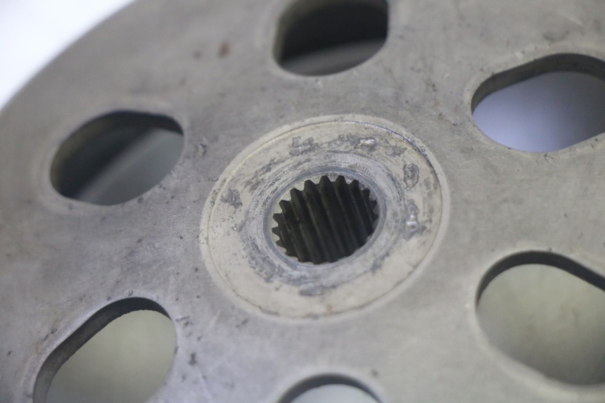 photo de CLOCHE EMBRAYAGE DAELIM HISTORY 125 (2001 - 2002) - Zoom état d’usage