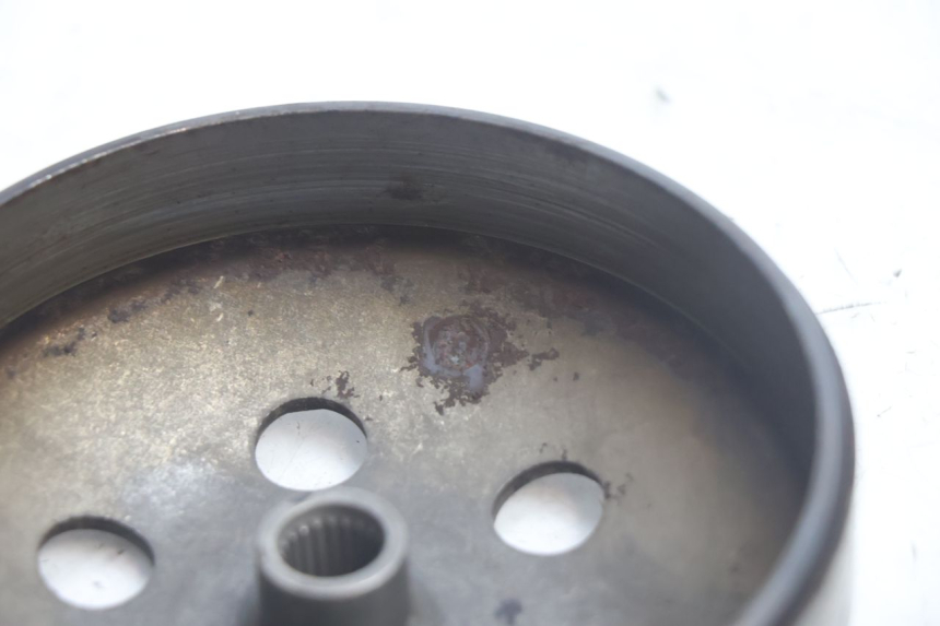 photo de CLOCHE EMBRAYAGE PEUGEOT LUDIX PRO 2T 50 (2010 - 2017) - Gros plan technique
